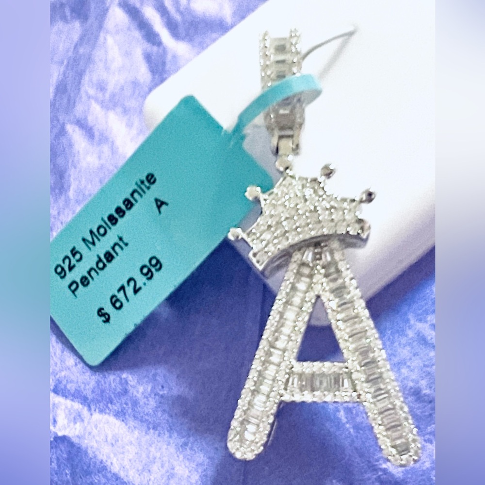Moissanite 2.10 Carat VVSD Initial Letter Pendent in 925 Sterling Silver